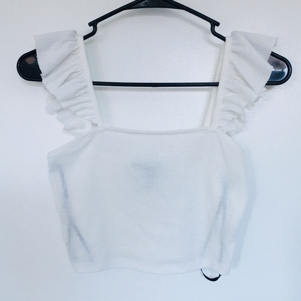 Forever 21 ruffle sleeves top